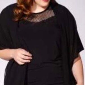 TOP, CHIFFON, BLACK, SIZE 4/5, KIMONO SLEEVES, POLYESTER, MBLM TESS HOLLIDAY for
